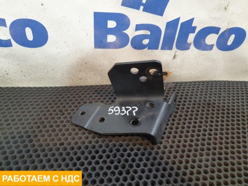 Кронштейн радиатора правый