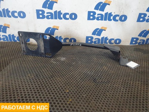 Кронштейн крепления крыла левый