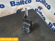 Кронштейн крепления торсиона правый